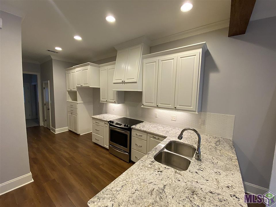 1st image of 13802 Azalea Dr
