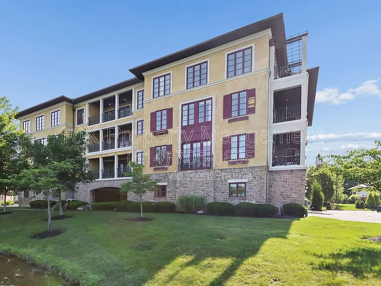 9045 Terrazza South Ct — Photo 3