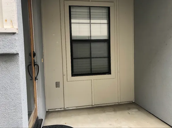 1277 Nogal Dr APT A, Salinas, CA 93905