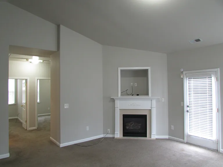 1471 Wilshire Way — Photo 13