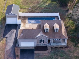 134 Rolling Meadows Dr, Bowling Green, KY 42101