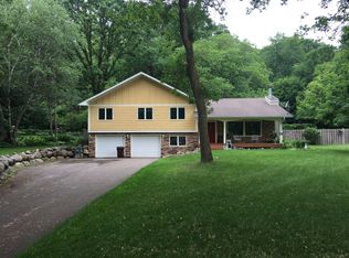 3520 Woody Ln, Minnetonka, MN 55305