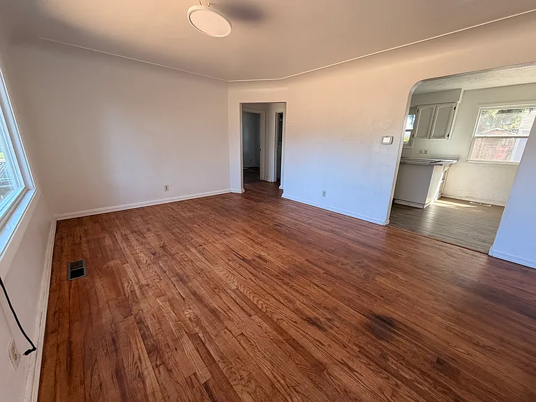 2815 Sedona Ave NE — Photo 6