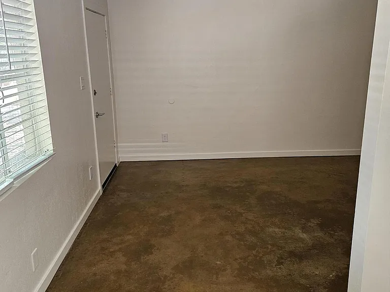802 W Turney Ave #11A — Photo 7