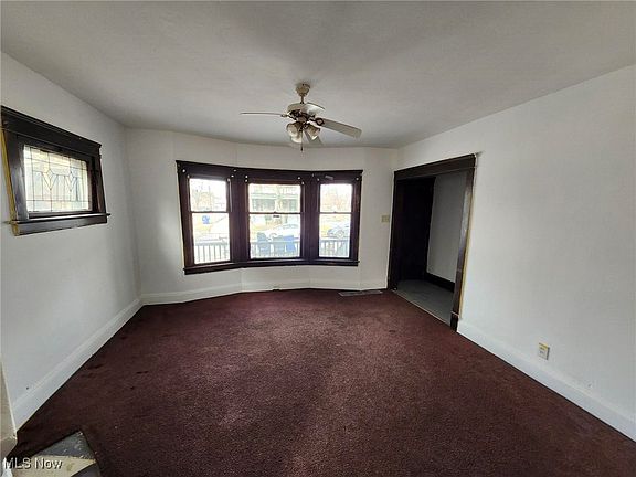 3rd image of 9000 Yale Ave