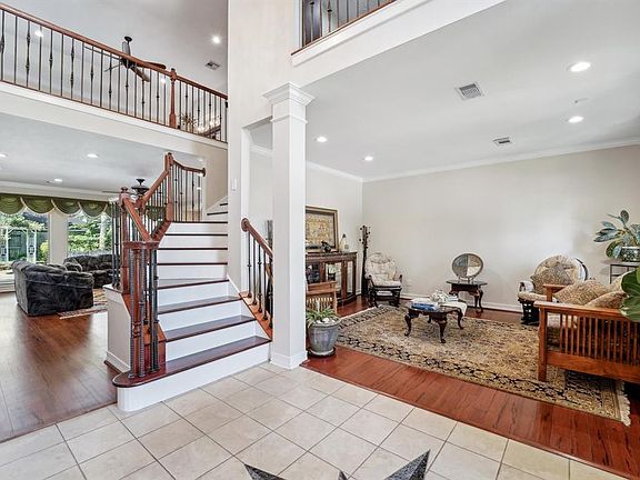 4th image of 2602 Montview Drive