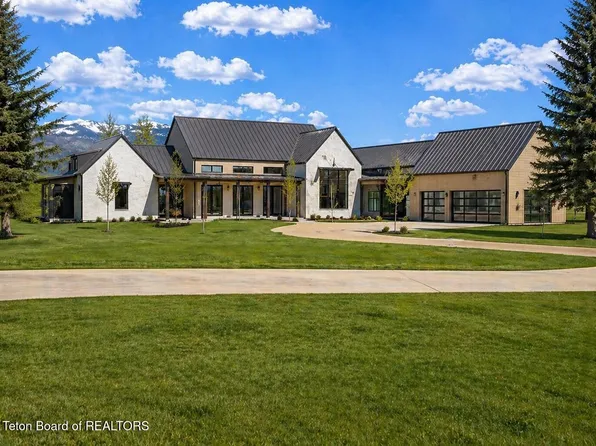 9401 Basin Dr, Victor, ID 83455