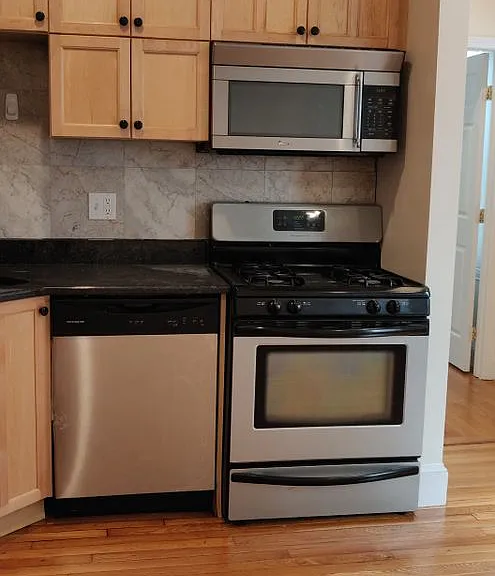 191 Winthrop Rd #3E — Photo 23