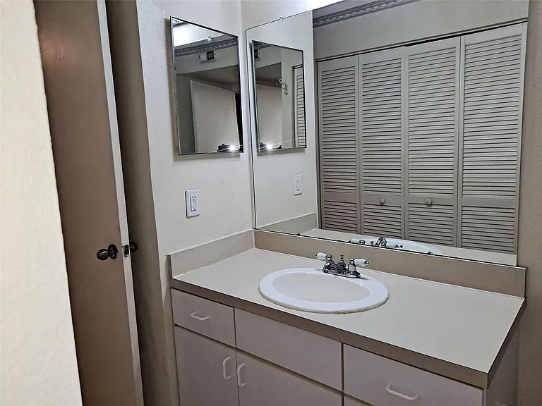 1845 Palm Cove Blvd #8-107 — Photo 16