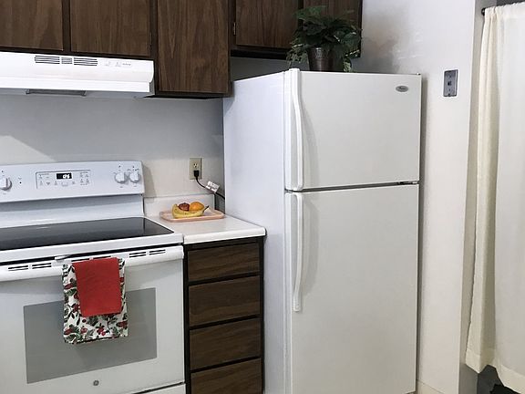 5th image of 337 NE 105th St #337