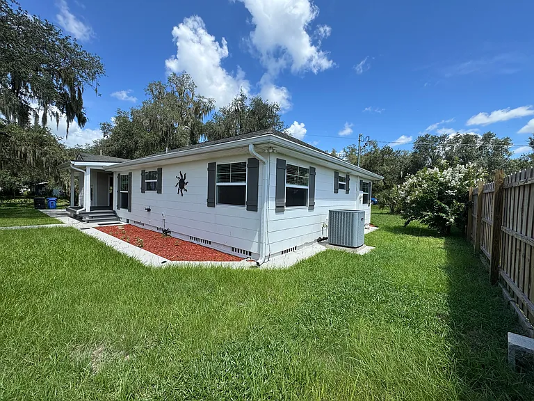10430 Lithia Pinecrest Rd — Photo 10