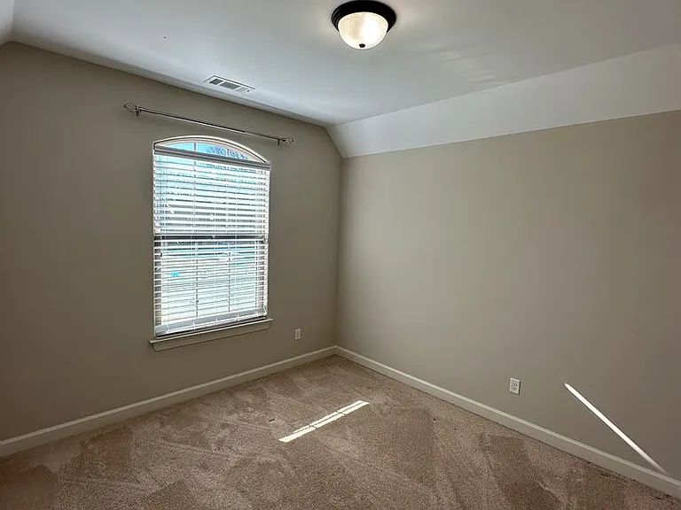 7294 Old South Dr — Photo 30