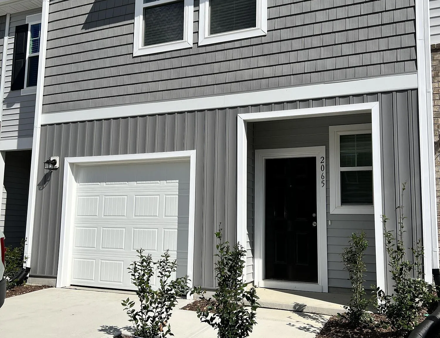 1 bed, 1.5 bath, $800 — Photo 2