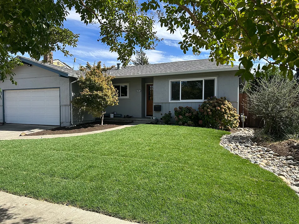 1641 Arcadia Ct