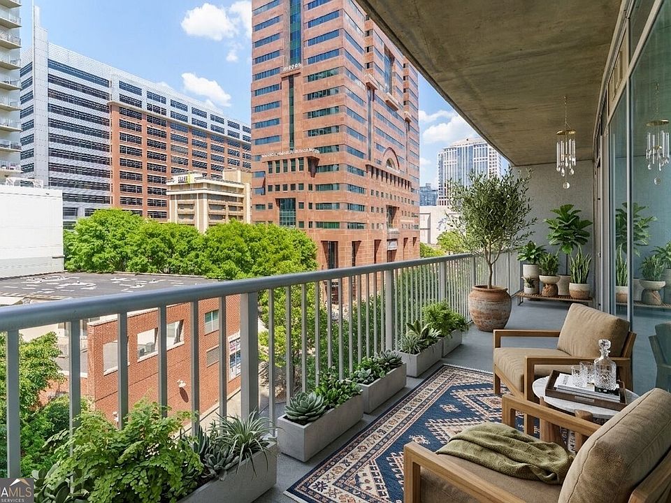 1st image of 44 Peachtree Pl NW Unit 730