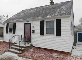 656 1st St SW, Britt, IA 50423