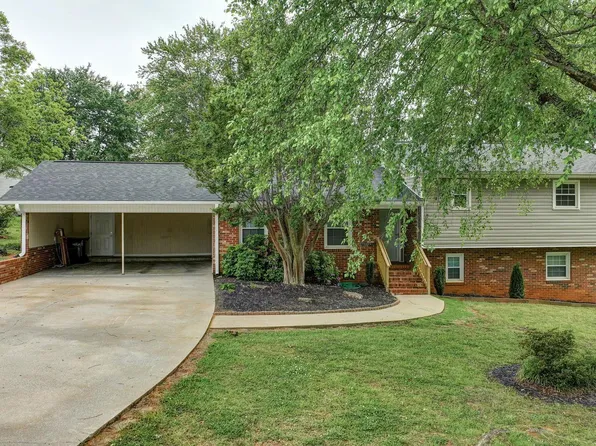 203 Old Stagecoach Rd, Easley, SC 29642