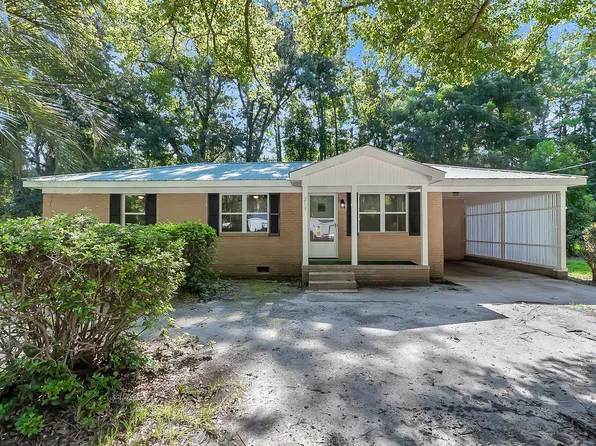 213 Grayson St, Walterboro, SC 29488