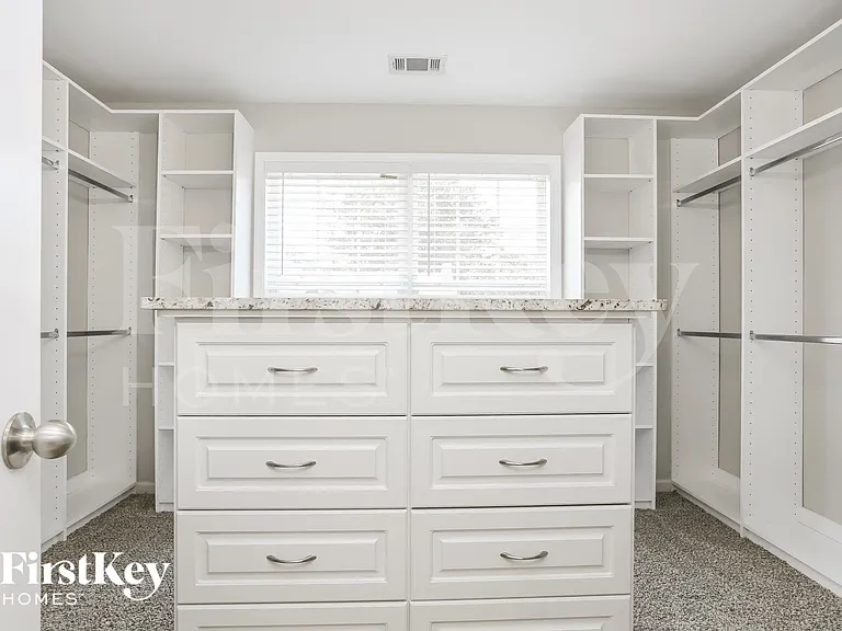 117 Lenore Way — Photo 9