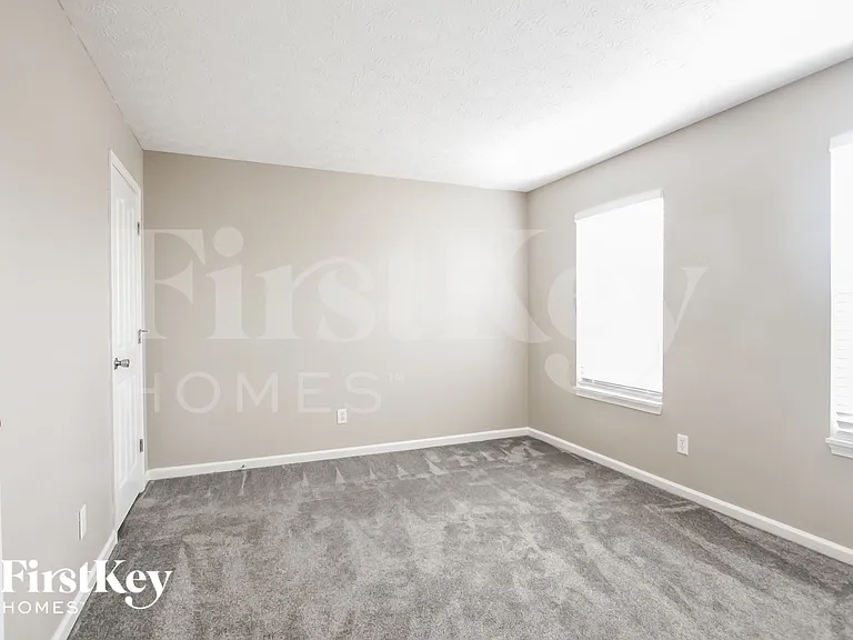 1621 Orchestra Way — Photo 11
