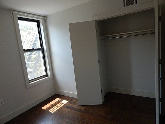 4th image of 179 Maujer St #4LAF