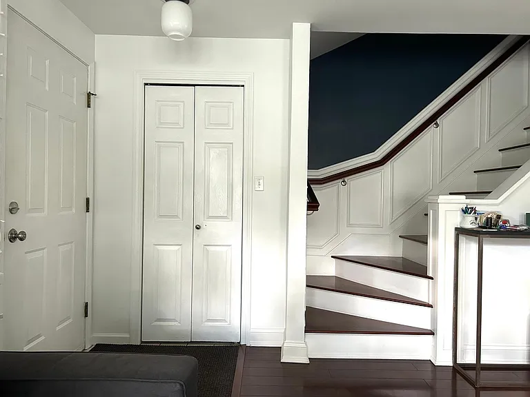 459 Allen Ave #1 — Photo 10