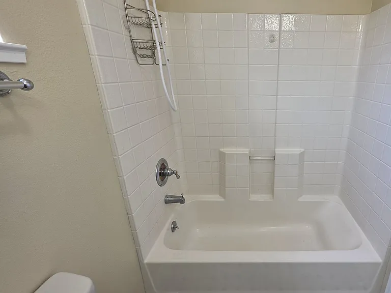 512 Poplar Ave — Photo 8