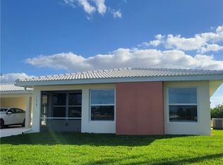 1618 Ridgecrest St, Lehigh Acres, FL 33936