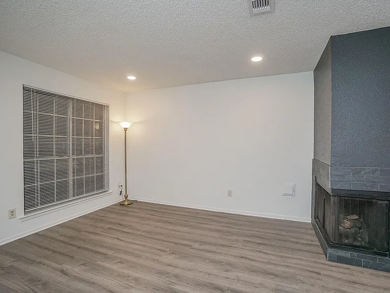 2810 Grants Lake Blvd #903 — Photo 12