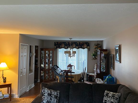 5th image of 917 Tollis Pkwy #13