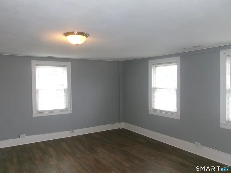 188 Hemingway Ave #2 — Photo 2