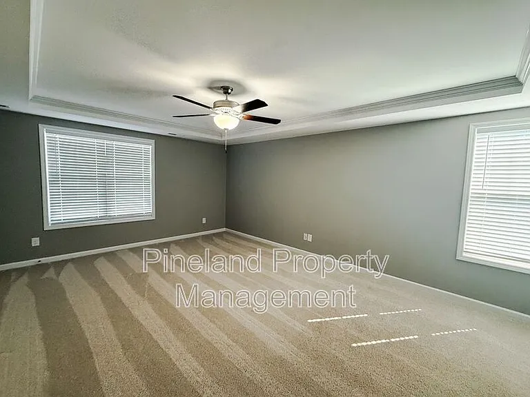 268 Chatfield Dr — Photo 8