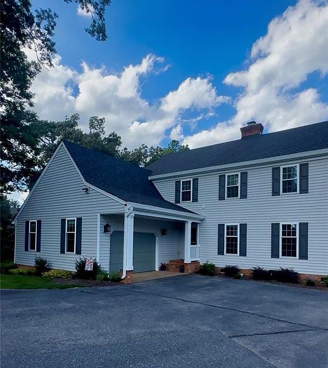 1st image of 2512 Queens Elm Pl