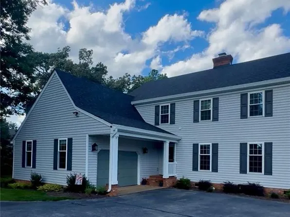 2512 Queens Elm Pl, Virginia Beach, VA 23454