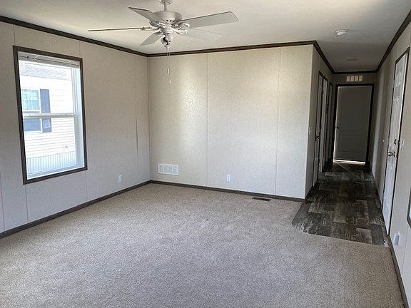 3rd image of 70 Candlelight Dr #70