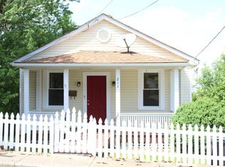 211 W Liberty St, Staunton, VA 24401