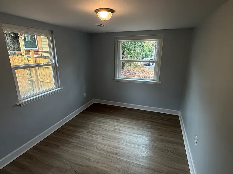 5716 Weston Ave #B — Photo 7
