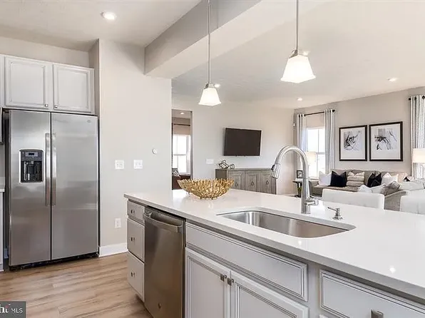 7401 Quantico Way Gln #7401, Glen Burnie, MD 21060