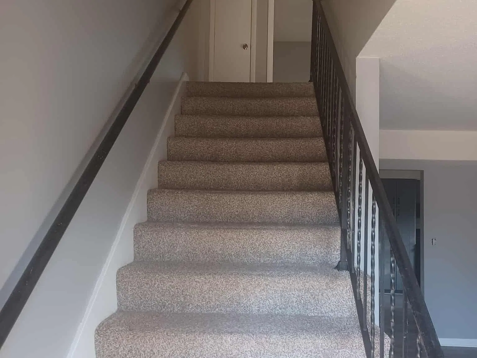 2 bed, 1.5 bath, $1,400 — Photo 3