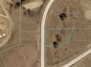 3320 Ocean Dr, Manhattan, KS 66503