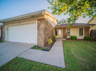12505 Fox Run Dr, Oklahoma City, OK 73142