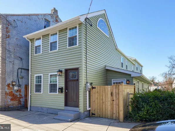 170 S 5th St, Columbia, PA 17512