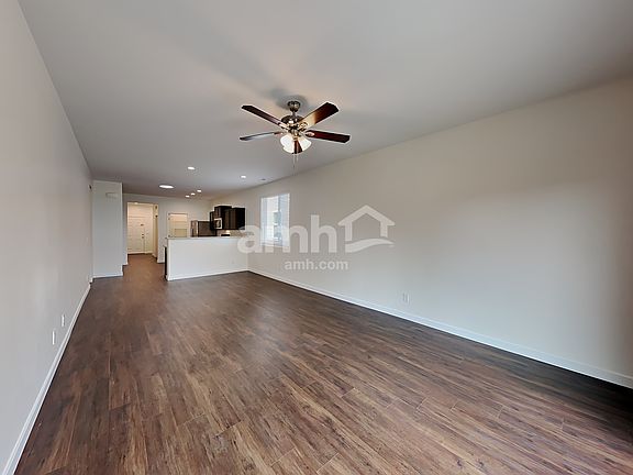 5th image of 19429 21st Avenue Ct E