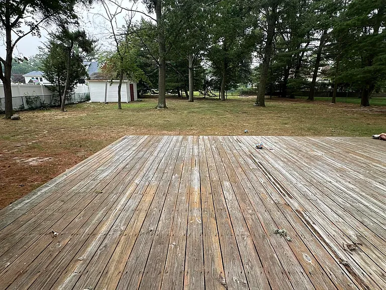 422 W Lake Ave — Photo 17