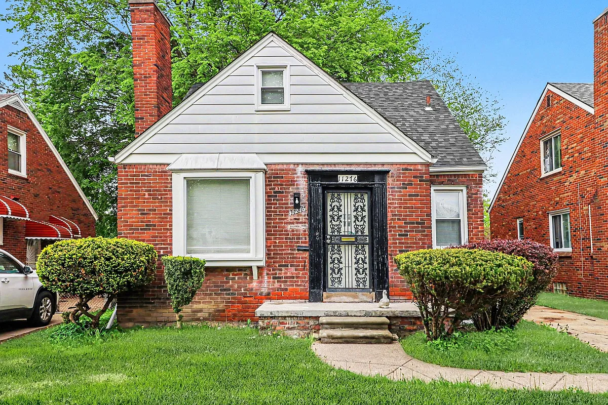Building Photo - 11276 Somerset Ave