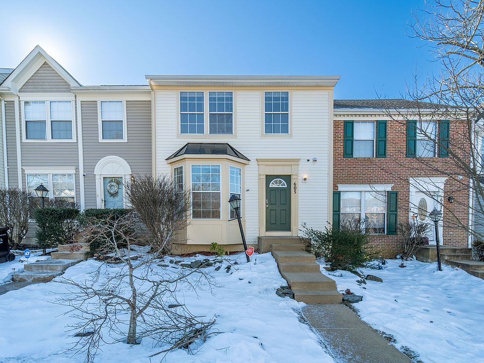 1st image of 605 Pinnacle Dr