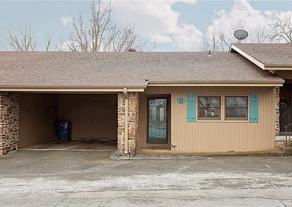 1st image of 11 Estes Dr