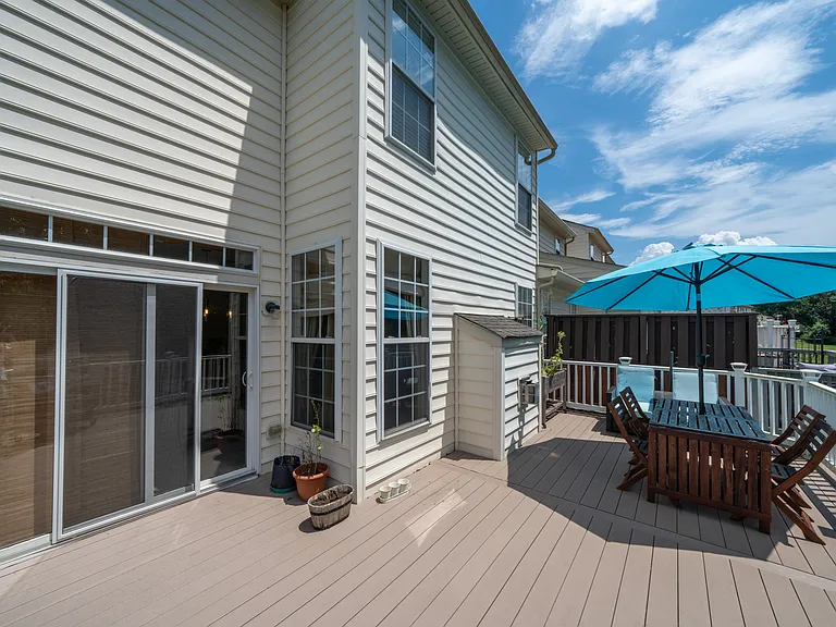 748 McCardle Dr — Photo 20