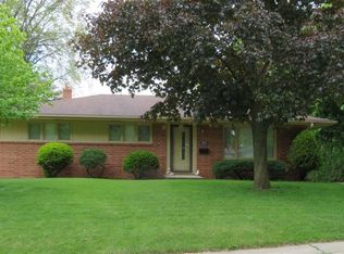 1923 Brownfield Rd, Rockford, IL 61108