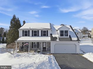 320 N New St, Lititz, PA 17543